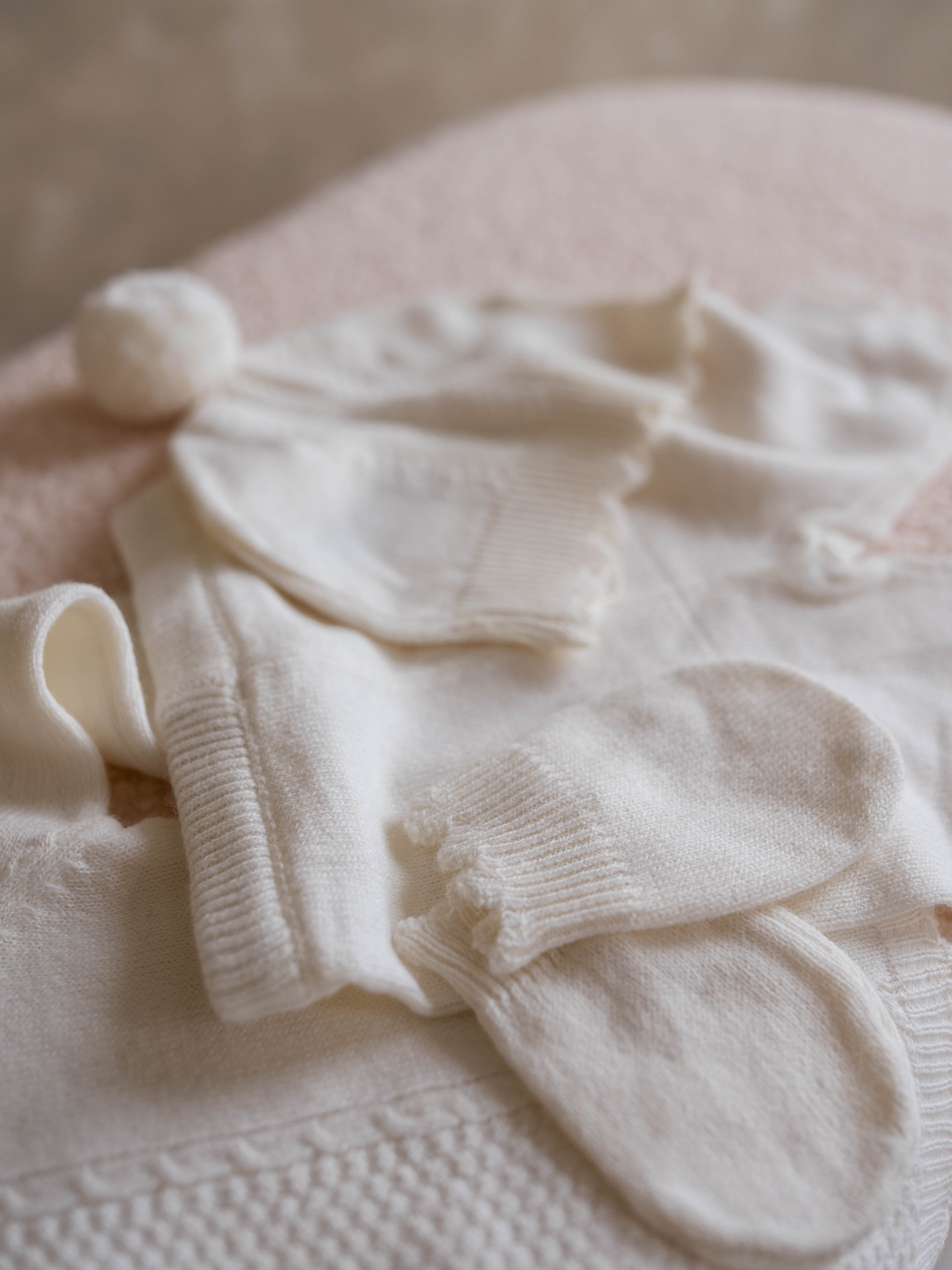 Maisons — The Vanilla Knit Trio
