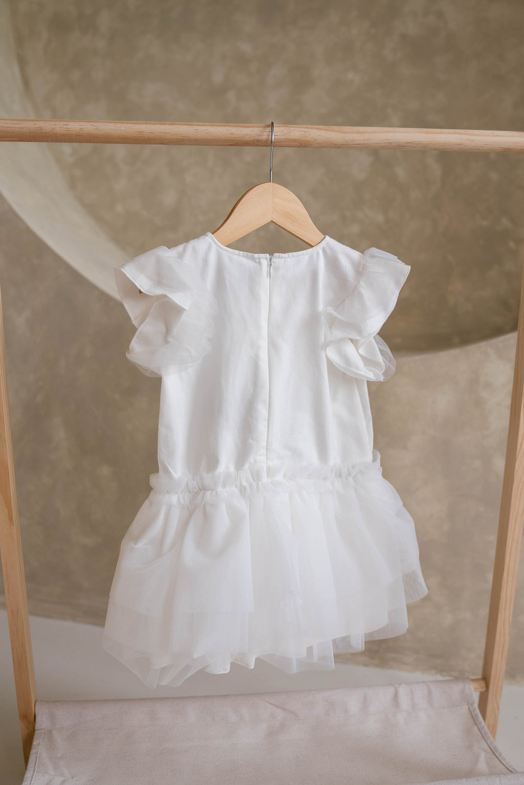 Maisons — The Tulle Swan Dress