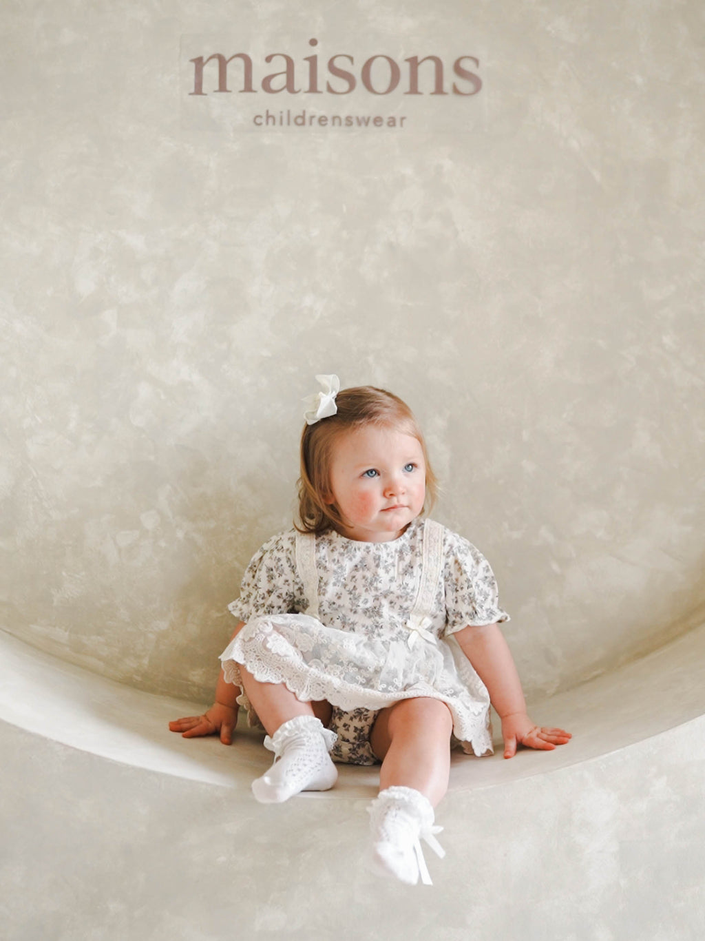 Maisons — The Willow Lace Vintage Set