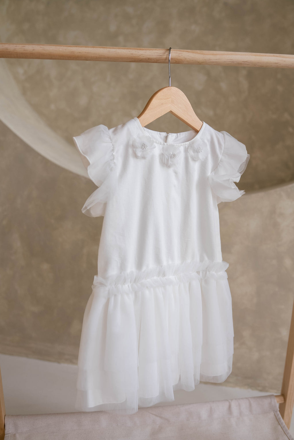 Maisons — The Tulle Swan Dress